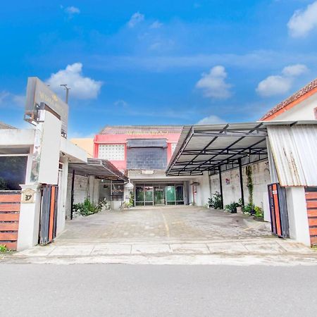 Hotel O Wisma Arya 2 Maguwo Exterior photo