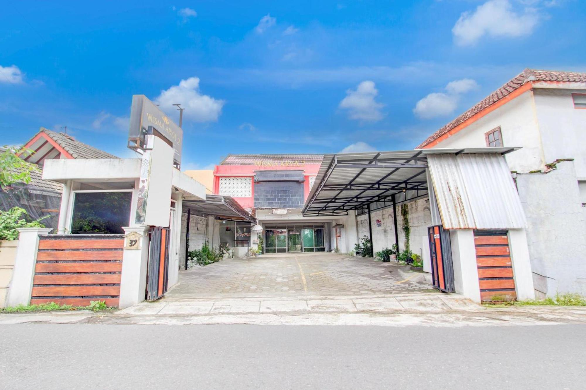 Hotel O Wisma Arya 2 Maguwo Exterior photo